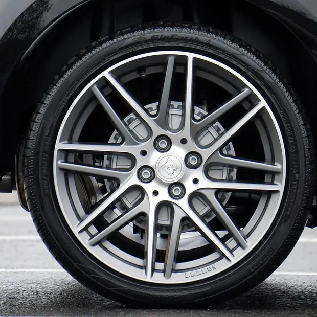 Exterior detailing & decontamination