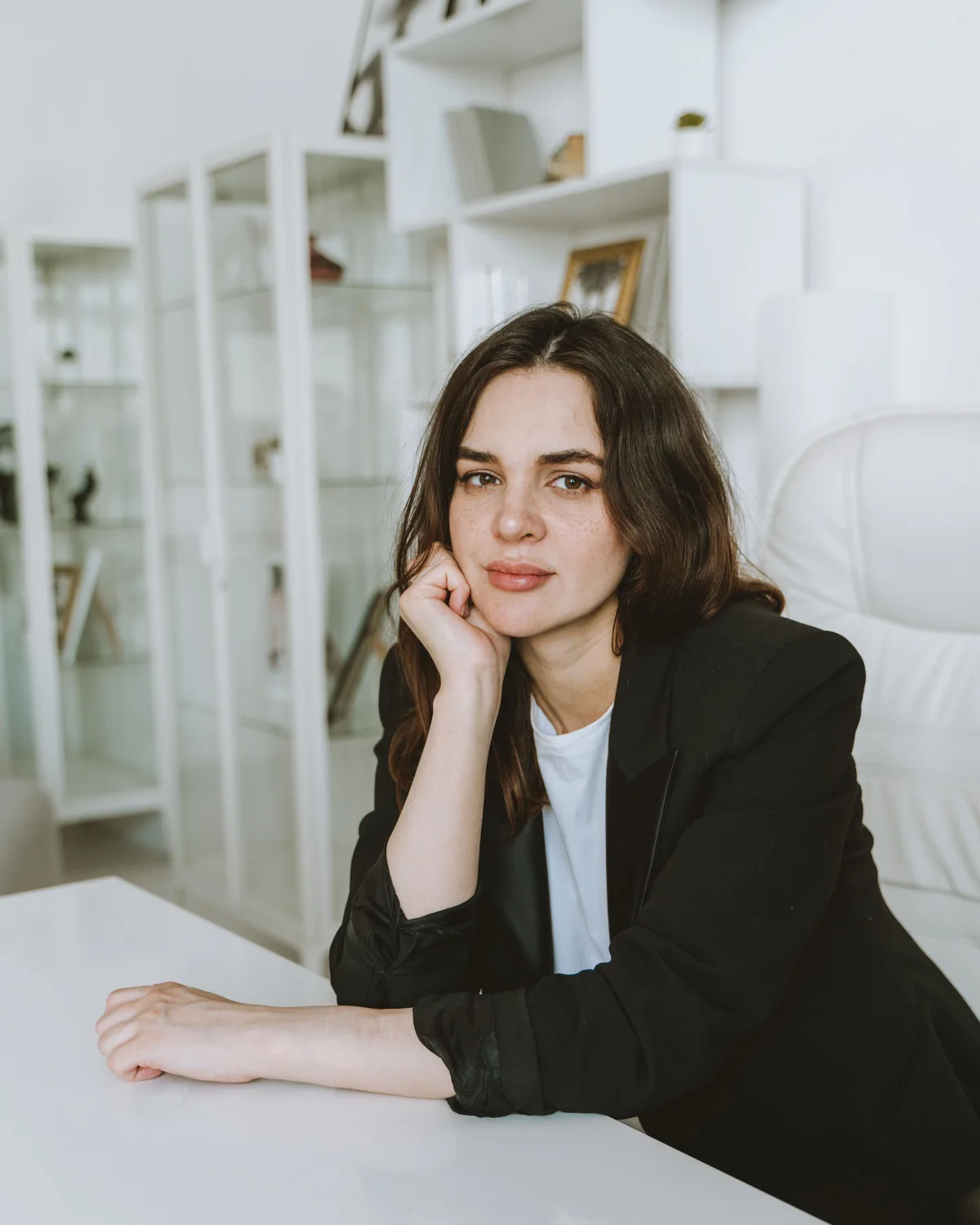 Sara Molinari - Certifications, registries and the firm’s diary