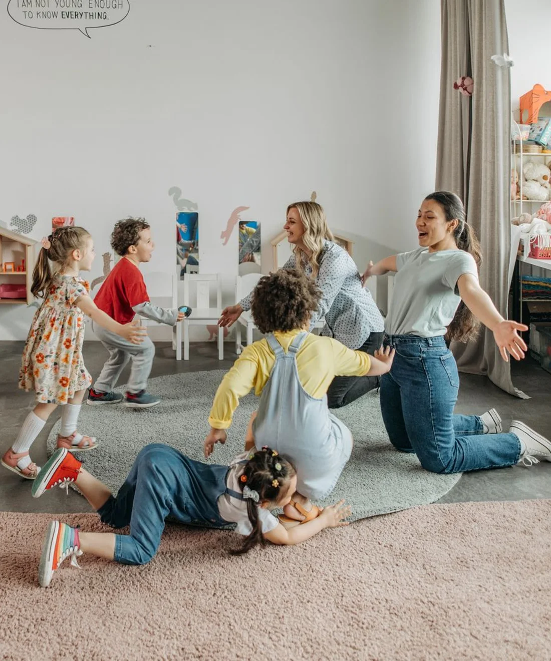 A nursery school website showing the educational programme, daily routine, enrolment details and a guided-tour booking