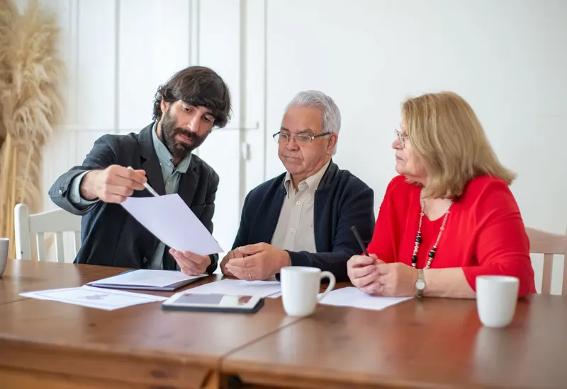 An independent financial advisor website with wealth planning and pension services and a discreet first-meeting request