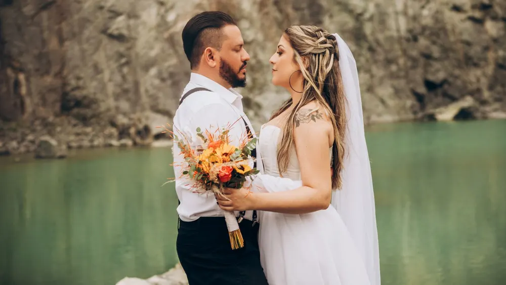 A wedding planner website with a portfolio of real weddings, packages and a consultation request